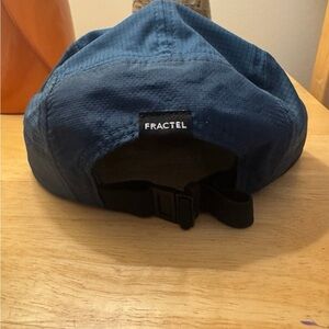 Fractel running hat
